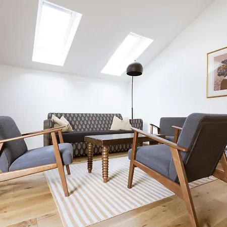Schoene Am Stadtrand Von Valentinhof Appartamento *